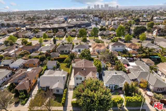 1829 Stearns Drive, Los Angeles, California 90035, 5 Bedrooms Bedrooms, ,4 BathroomsBathrooms,Single Family Residence,For Sale,Stearns,24401643