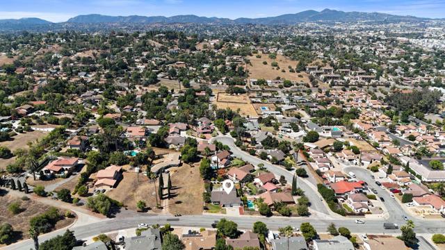 Detail Gallery Image 32 of 35 For 815 Boyle Ave, Escondido,  CA 92027 - 4 Beds | 3 Baths