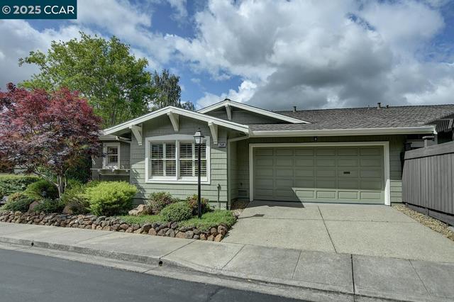 2504 Saklan Indian Dr, Walnut Creek CA: https://media.crmls.org/mediaz/90ee9d30-81ac-4fd0-8bfc-c943ec4fba48.jpg