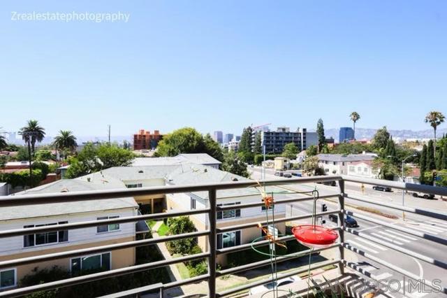 5764 San Vicente Blvd, Los Angeles, California 90019, 2 Bedrooms Bedrooms, ,2 BathroomsBathrooms,Condominium,For Sale,San Vicente Blvd,240019606SD