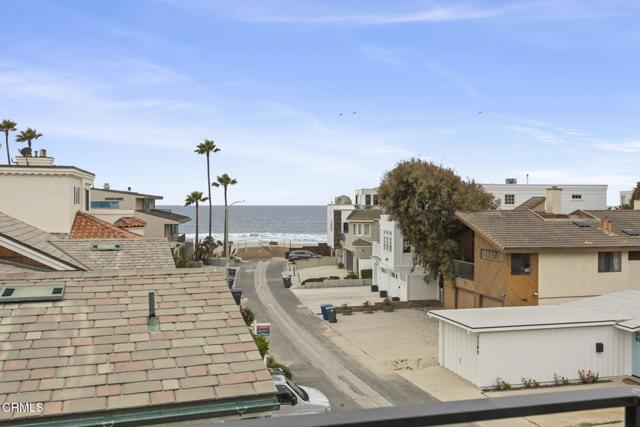 1194 Kingston Lane, Ventura CA: https://media.crmls.org/mediaz/90ef8fc7-5b62-45dc-bdf5-2c9c99715232.jpg