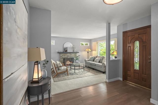 101 Stowbridge Ct., Danville CA: https://media.crmls.org/mediaz/90f04ebe-d517-4ed9-a8b1-e0df1278930d.jpg