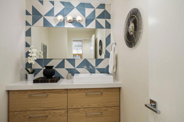 75690 Fairway Drive, Indian Wells CA: https://media.crmls.org/mediaz/90f0a257-2112-4e9a-9d8a-4b5d6fd3caaa.jpg