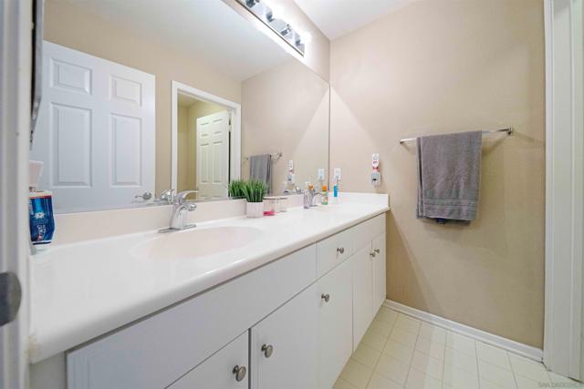 840 Spinnaker Point Terrace, San Diego CA: https://media.crmls.org/mediaz/90f0aba7-39d9-4db6-b2d3-e44859b52fa6.jpg