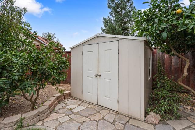 1258 De Cunha Court, Salinas CA: https://media.crmls.org/mediaz/90f115c5-4e6e-42f0-9a90-746b4b9142e8.jpg