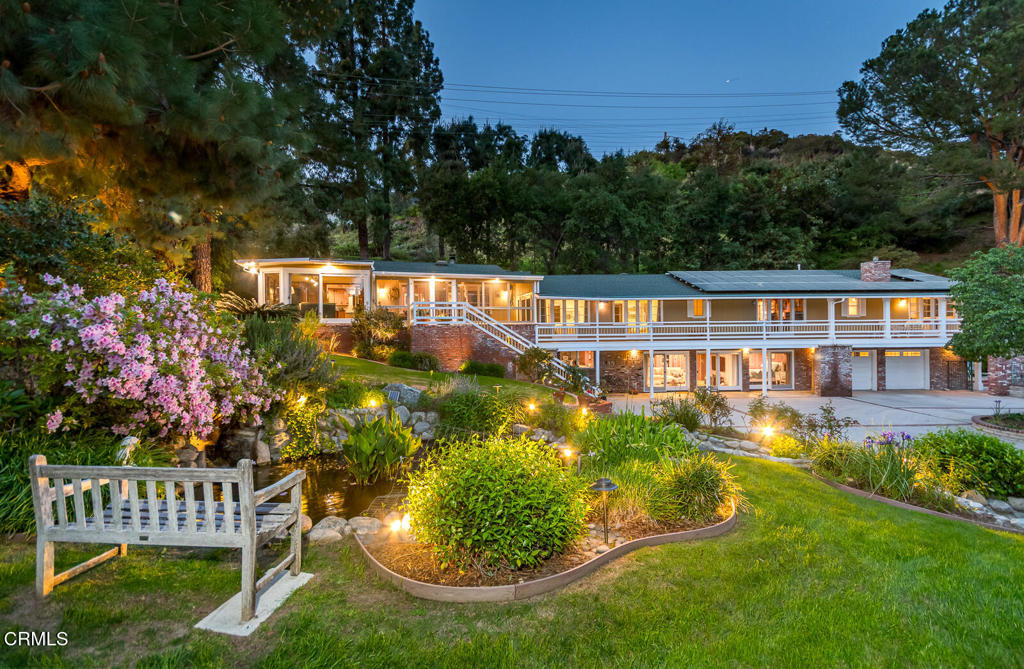 5290 La Canada Boulevard