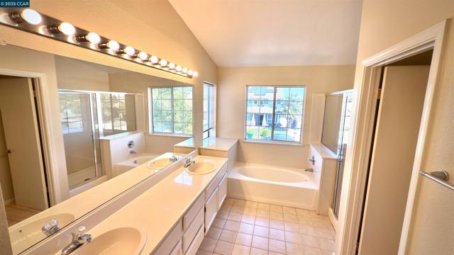 1135 Ranch Point Way, Antioch CA: https://media.crmls.org/mediaz/90f18d00-db23-4c74-af0a-0816c600403a.jpg