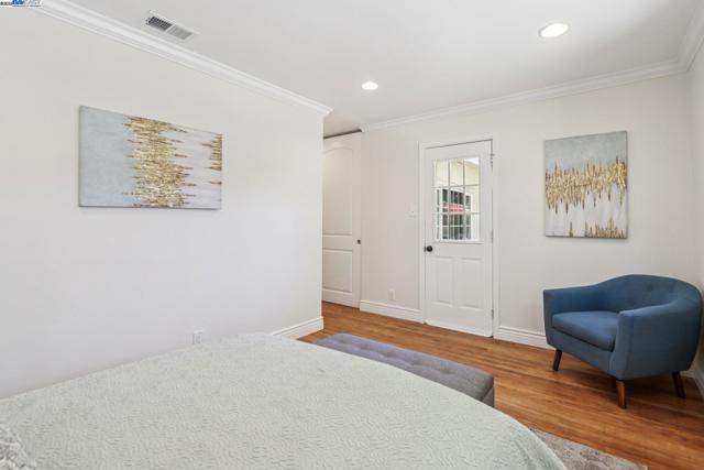 35120 Cardiff Street, Newark CA: https://media.crmls.org/mediaz/90f32e5f-fea3-432b-97f8-526adfae07cc.jpg
