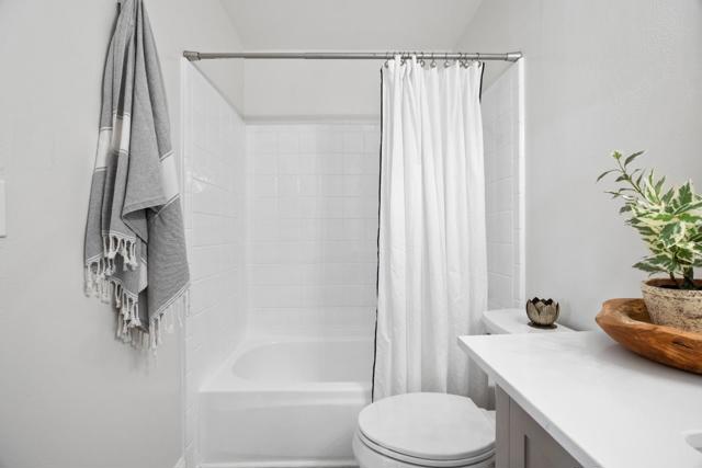 109 Cardiff Place, Santa Cruz CA: https://media.crmls.org/mediaz/90f33ed0-a6c3-47da-8e19-69d7eb6f2348.jpg