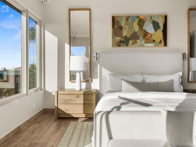 8477 El Paseo Grande, La Jolla CA: https://media.crmls.org/mediaz/90f35156-f6ca-48c5-90dc-8cbab8a55293.jpg