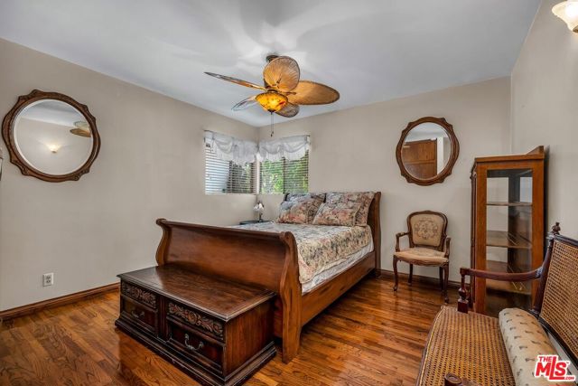 8732 Villanova Avenue, Los Angeles CA: https://media.crmls.org/mediaz/90f4fef3-a473-4e09-b7ad-16e6f949f654.jpg