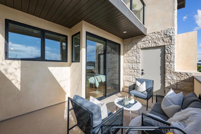 Detail Gallery Image 26 of 36 For 2172 Glasgow Ave, Cardiff By The Sea,  CA 92007 - 3 Beds | 3/1 Baths