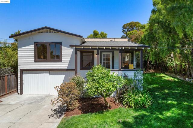 1351 Carlotta Ave, Berkeley CA: https://media.crmls.org/mediaz/90f54e9e-b2b4-4433-827f-3f4972ba9fa1.jpg