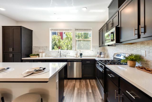 5950 Flash Court, San Jose CA: https://media.crmls.org/mediaz/90f723f4-4af5-4476-a21c-34fb5be72de2.jpg