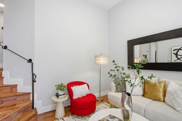 2265 Sun Glory Lane, San Jose CA: https://media.crmls.org/mediaz/90f75723-4cf4-4e26-8571-5b97bbdcc2ae.jpg