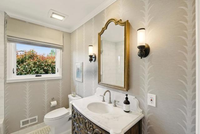 540 Parrott Drive, San Mateo CA: https://media.crmls.org/mediaz/90f780fa-51e5-4117-802a-a617f43067df.jpg