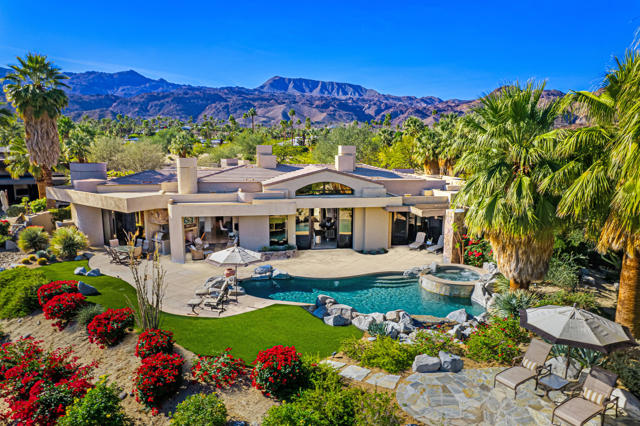 950 Andreas Canyon Drive, Palm Desert CA: https://media.crmls.org/mediaz/90f8d176-4788-4af7-b1b3-ef72f37f2a21.jpg