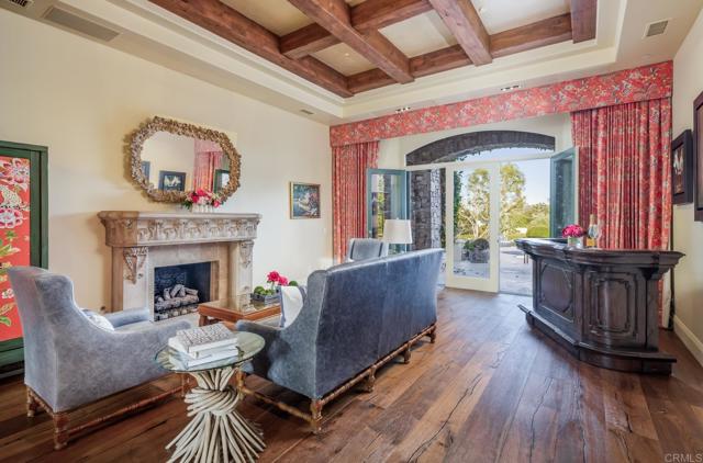 4843 La Jacaranda, Rancho Santa Fe CA: https://media.crmls.org/mediaz/90f9486a-f302-4077-9bbf-4f02c8a607c4.jpg