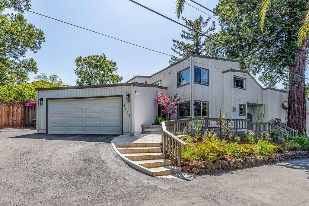 1231 Gronwall Lane