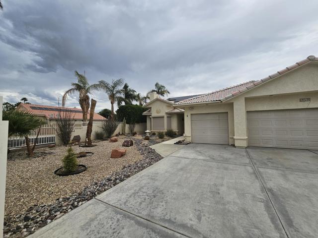 68520 Risueno Road, Cathedral City CA: https://media.crmls.org/mediaz/90fb62f5-811e-4151-819e-802eeada76f2.jpg
