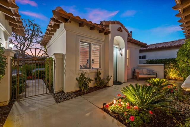 49606 Montana Way, La Quinta CA: https://media.crmls.org/mediaz/90fbfc27-6e23-4c18-855a-5eadbb8828e9.jpg