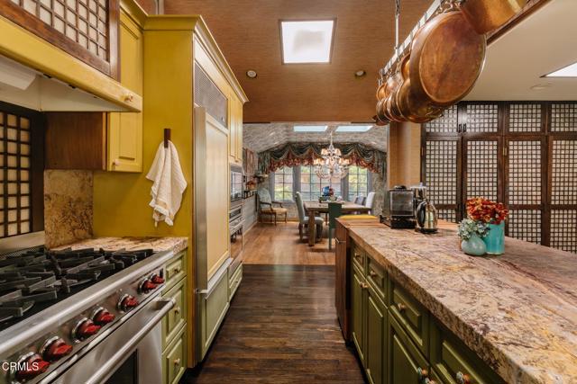 4953 Alta Canyada Road, La Canada Flintridge CA: https://media.crmls.org/mediaz/90fbfd90-7b86-42e3-b184-b460122570c8.jpg