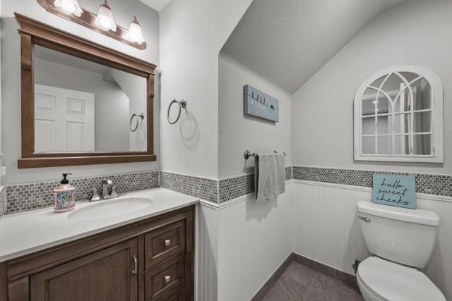 9280 Church Street, Gilroy CA: https://media.crmls.org/mediaz/90fc1094-2d4c-40f3-97f7-4c19bdfa3c7c.jpg