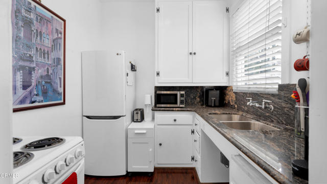 Detail Gallery Image 11 of 31 For 128 Lime Ave #14,  Long Beach,  CA 90802 - 1 Beds | 1 Baths