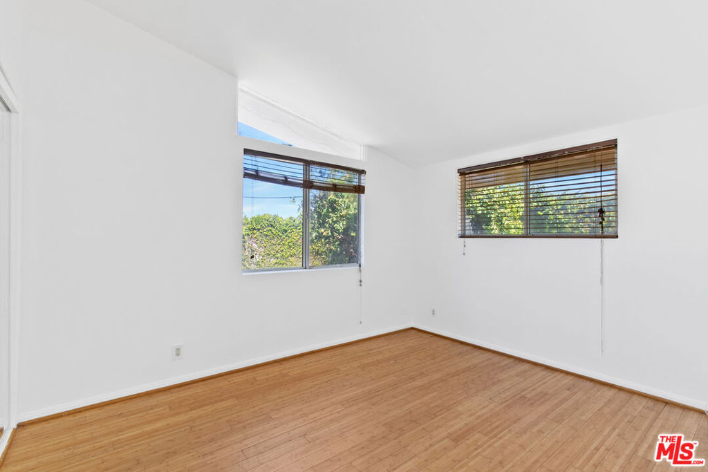 MLS #25616087 image #18