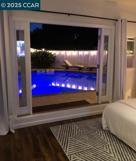 1250 Saint Louis Drive, Concord CA: https://media.crmls.org/mediaz/90ff2196-c6a4-4d8b-87e1-caadd8020fba.jpg