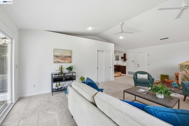 6387 Narcissus Ave, Newark CA: https://media.crmls.org/mediaz/90ff4fa5-0f26-4750-bd46-63f1c8edb07c.jpg