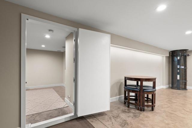 2974 E Cliff Drive, Santa Cruz CA: https://media.crmls.org/mediaz/91004404-c35c-40c6-b763-b5f0b884655c.jpg