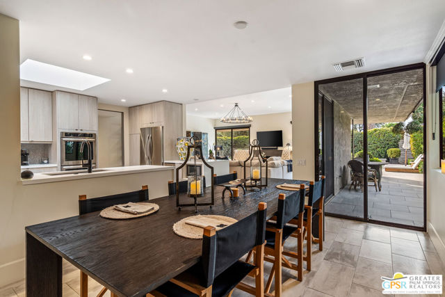 46 Princeton Drive, Rancho Mirage CA: https://media.crmls.org/mediaz/9100d308-93b9-484e-a8e5-ed1b4c807954.jpg