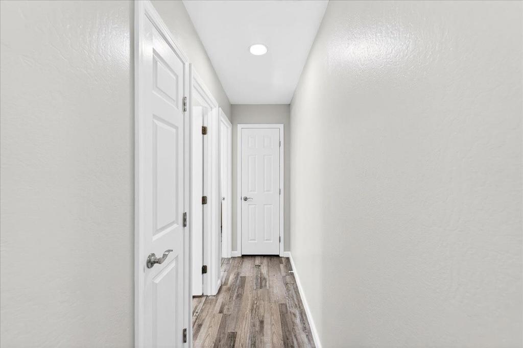 https://media.crmls.org/mediaz/9100f7cc-c2f8-4729-9070-f021ea19ec0e.jpg?preset=X-Large