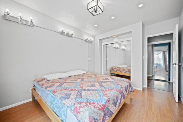 441 W Macarthur Boulevard, Oakland CA: https://media.crmls.org/mediaz/9100fa05-4966-4ad1-8aee-318a2f657f1e.jpg