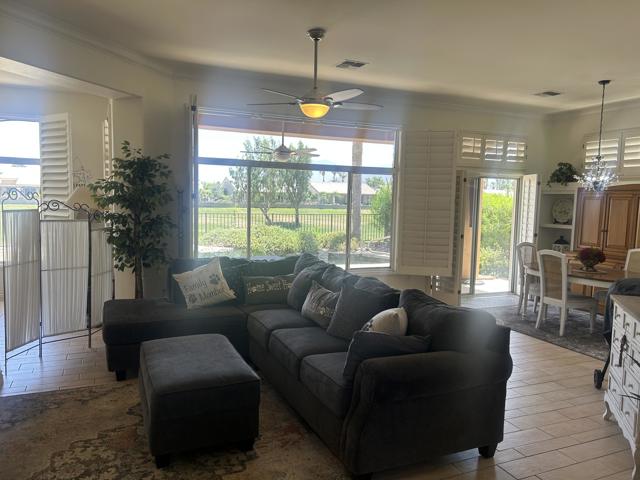 78557 Golden Reed Drive, Palm Desert CA: https://media.crmls.org/mediaz/91013fbf-73d2-4068-a4bc-8e0e5fcdb18b.jpg