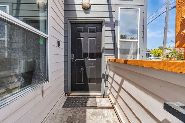 17 Kiska Road, San Francisco CA: https://media.crmls.org/mediaz/9101815b-c50b-4e46-a75a-b998e0bb9801.jpg