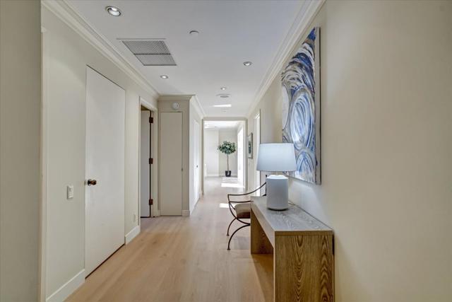 40 W 3rd Avenue, San Mateo CA: https://media.crmls.org/mediaz/9101d245-23aa-4d1b-970d-ea5ede80bce6.jpg