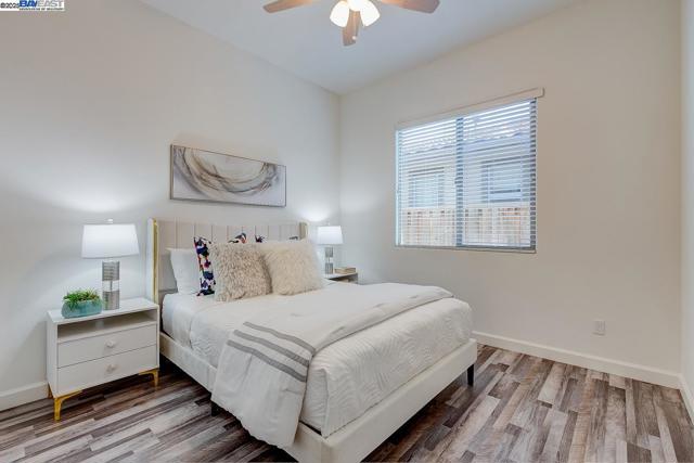 1440 Riva Trigoso Dr, Manteca CA: https://media.crmls.org/mediaz/910280e9-5ac0-4da6-8f67-6d63dc3c8ad4.jpg