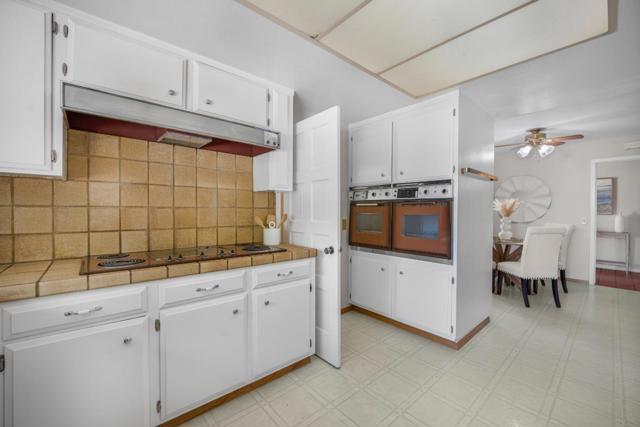 10407 Vista Knoll Boulevard, Cupertino CA: https://media.crmls.org/mediaz/9102de5b-cf4f-441f-8d9e-bf4cc6d663f7.jpg