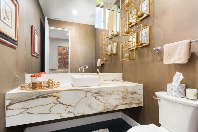 powder room