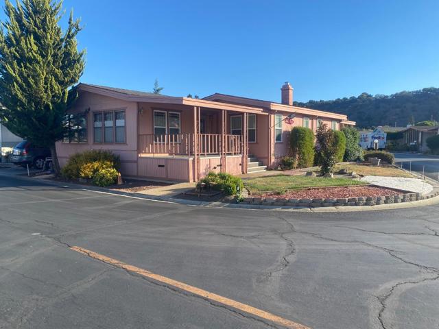 827 Villa Teresa Way, San Jose CA: https://media.crmls.org/mediaz/9103b101-dda3-4eef-991b-56cf7b3408f1.jpg