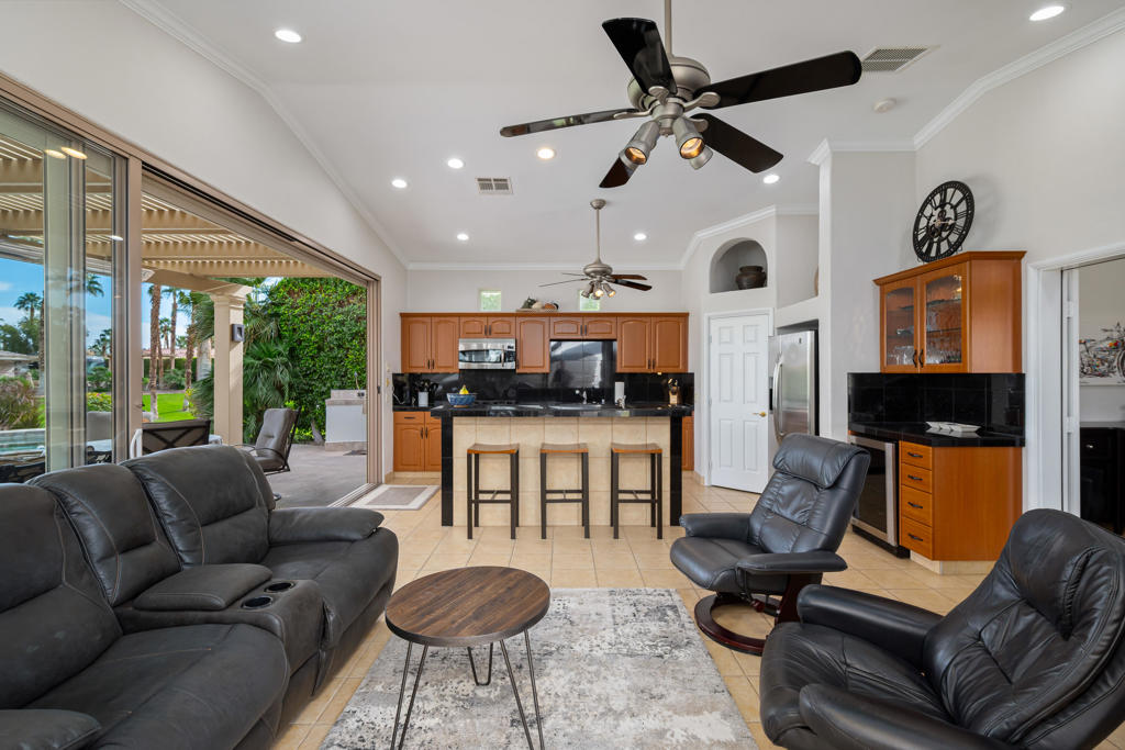 MLS #219139254DA image #23