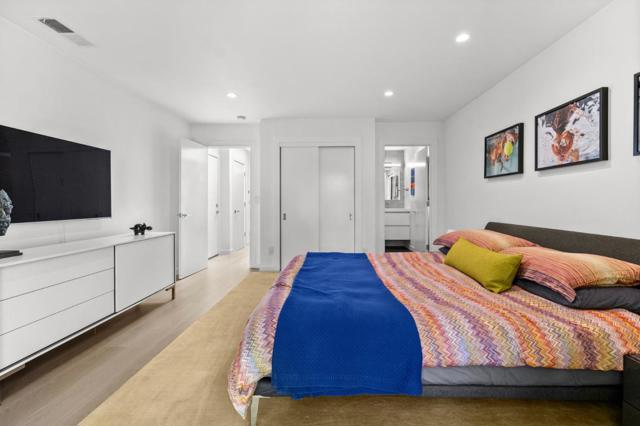 244 Roblar Avenue, Hillsborough CA: https://media.crmls.org/mediaz/91053b7d-bed2-46b6-be9c-94819eeab6ef.jpg