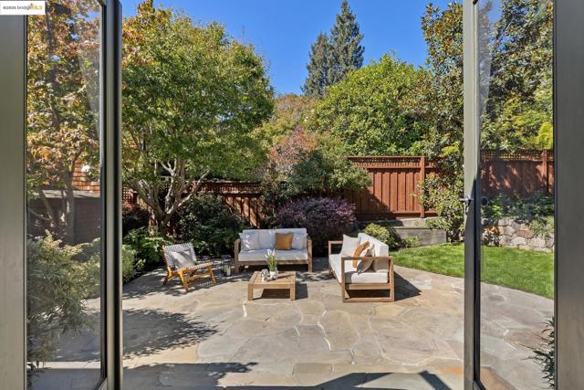 38 Bonita Ave., Piedmont CA: https://media.crmls.org/mediaz/910574b4-0bb5-4e87-8566-68ae53c21dd3.jpg
