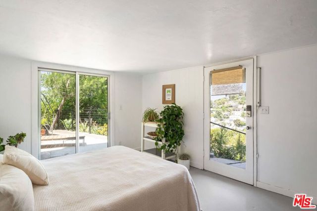 3130 Isabel, Los Angeles CA: https://media.crmls.org/mediaz/9105c20e-6b72-4fa7-97c8-5fcaa91b4577.jpg