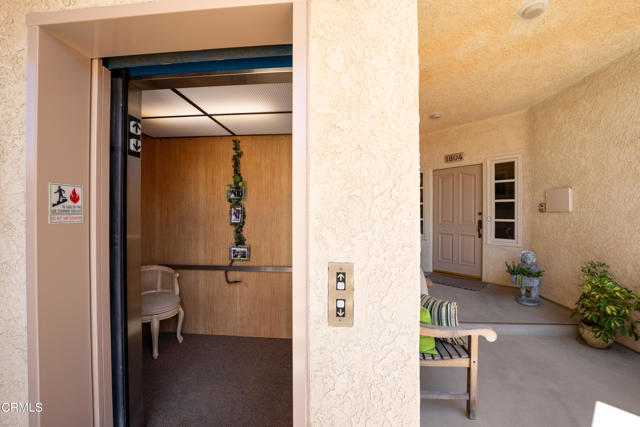 Detail Gallery Image 3 of 36 For 1804 Emerald Isle Way, Oxnard,  CA 93035 - 2 Beds | 2 Baths