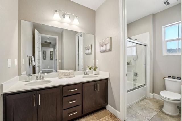 18713 White Moon Drive, Morgan Hill CA: https://media.crmls.org/mediaz/91075869-266b-423a-9f90-f0b6188d5b34.jpg