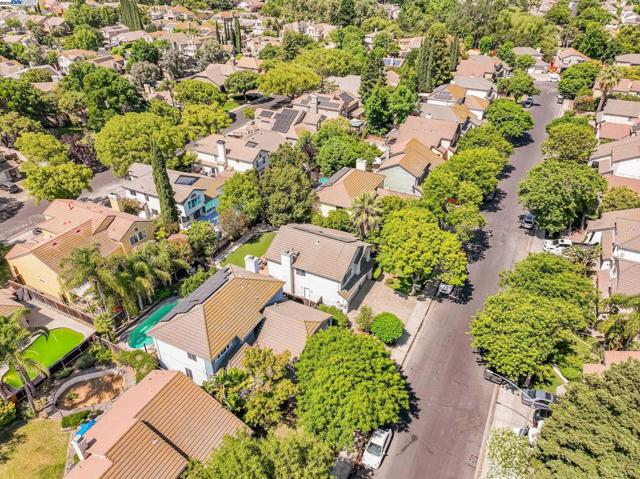 840 Menay Dr, Tracy CA: https://media.crmls.org/mediaz/9107c206-bb70-4589-b467-156b3ce6e9fa.jpg
