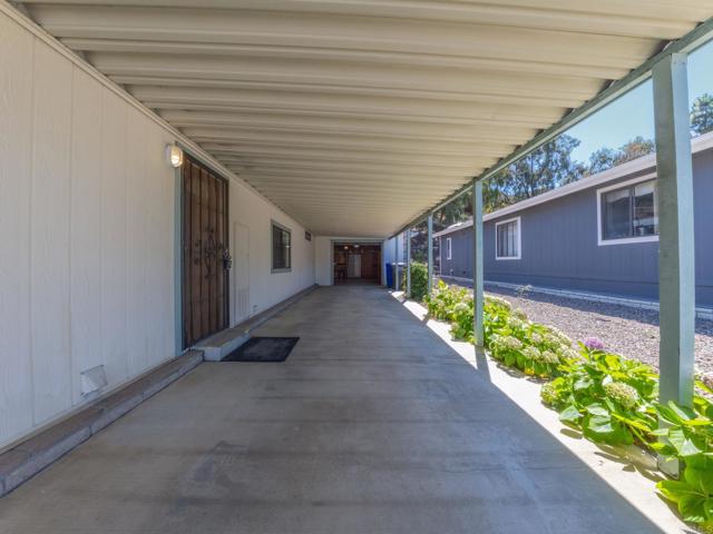 Detail Gallery Image 5 of 37 For 2289 Bryant Dr, Carlsbad,  CA 92008 - 3 Beds | 2 Baths